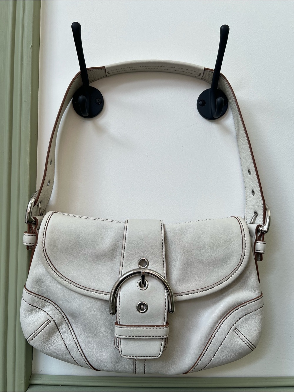 Vintage Coach Soho Flap Shoulder Bag #9247 (Y2K Era) - Picture 1 of 7